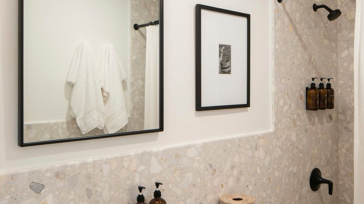 The Pearl Hotel Room