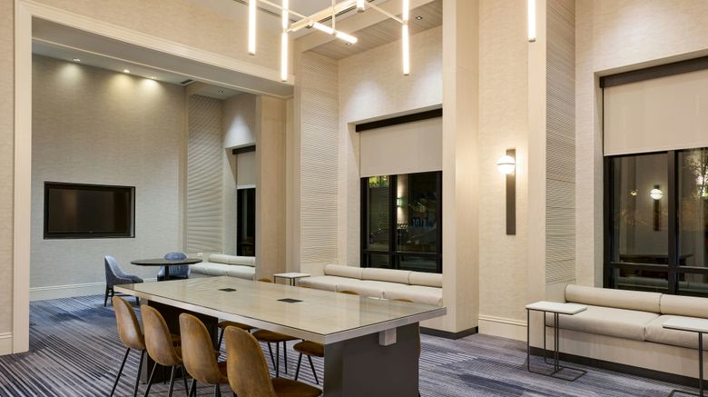 <b>Baltimore Marriott Waterfront Lobby</b>. Images powered by <a href="https://www.leonardoworldwide.com/" title="Leonardo Worldwide" target="_blank">Leonardo</a>.