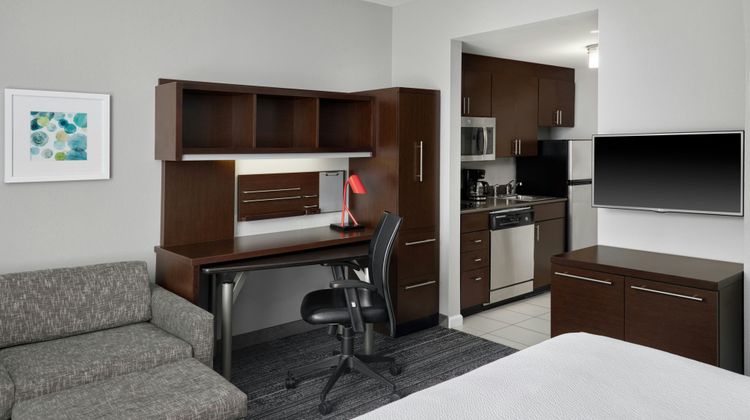 TownePlace Suites Springfield Room