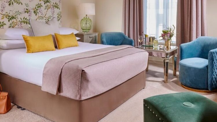 Ariel Hotel Room