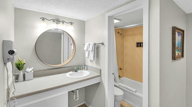 Sands Harbor Resort & Marina Room