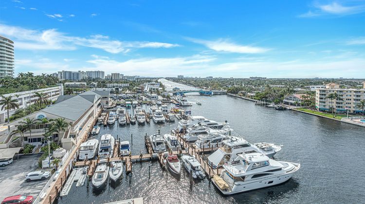 Sands Harbor Resort & Marina Restaurant