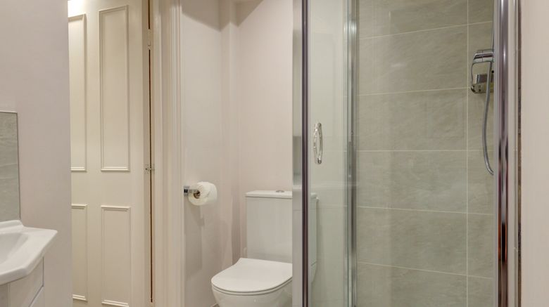 <b>Collingham Serviced Apartments Room</b>. Images powered by <a href="https://www.leonardoworldwide.com/" title="Leonardo Worldwide" target="_blank">Leonardo</a>.
