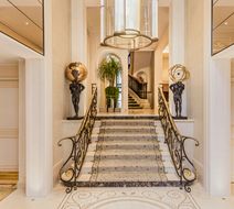 Hotel San Regis Lobby