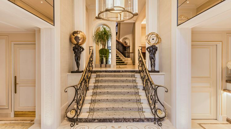 Hotel San Regis Lobby