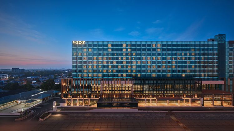 voco Kuching Exterior