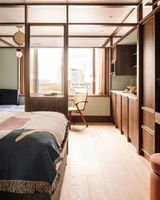 Locke London Canary Wharf