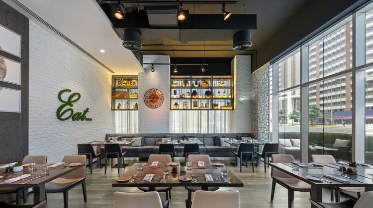 Al Maha Arjaan by Rotana Restaurant