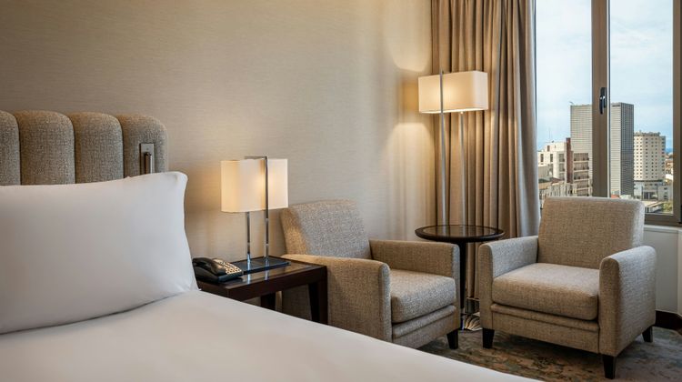 Crowne Plaza Porto Room