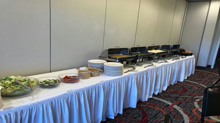 Holiday Inn & Suites Lafayette North Restaurant