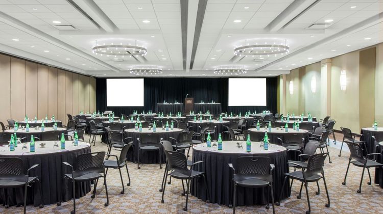 Crowne Plaza Chicago O'Hare Hotel & Conf Ballroom