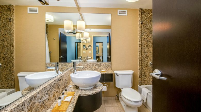 <b>Crowne Plaza Chicago O'Hare Hotel & Conf Room</b>. Images powered by <a href="https://www.leonardoworldwide.com/" title="Leonardo Worldwide" target="_blank">Leonardo</a>.