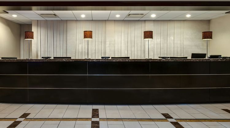 Crowne Plaza Chicago O'Hare Hotel & Conf Lobby