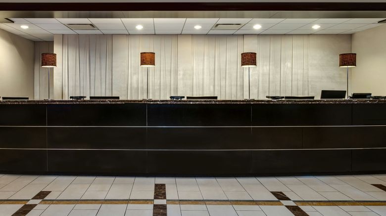 <b>Crowne Plaza Chicago O'Hare Hotel & Conf Lobby</b>. Images powered by <a href="https://www.leonardoworldwide.com/" title="Leonardo Worldwide" target="_blank">Leonardo</a>.