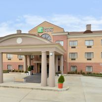 Holiday Inn Express Clanton