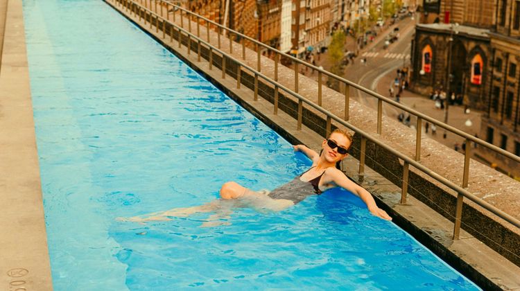W Amsterdam Pool