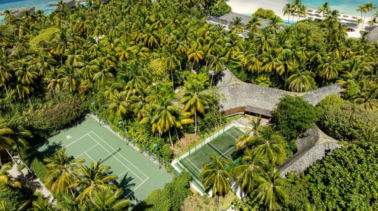 The St. Regis Maldives Vommuli Resort Recreation