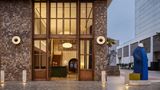 Hotel Humano Exterior