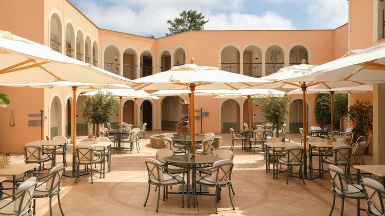 Villa Mirae Restaurant