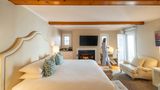 <b>Chatham Inn Room</b>. Images powered by <a href="https://www.leonardoworldwide.com/" title="Leonardo Worldwide" target="_blank">Leonardo</a>.