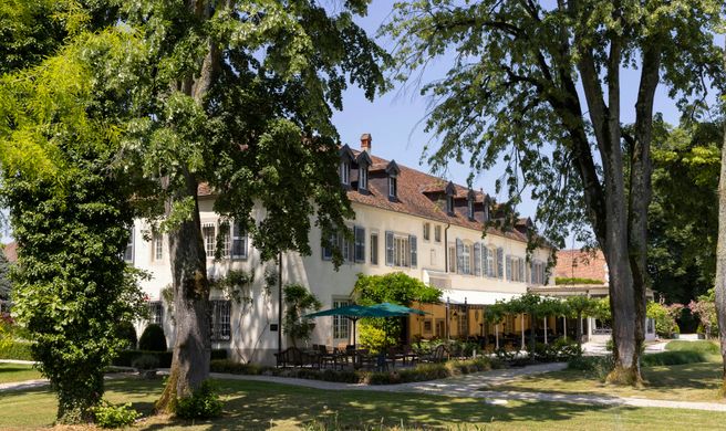 Chateau de Germigney Exterior