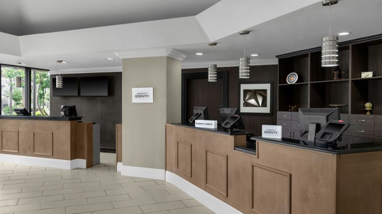 Four Points by Sheraton Orlando Intl Dr Lobby