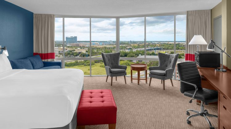 Four Points by Sheraton Orlando Intl Dr Suite
