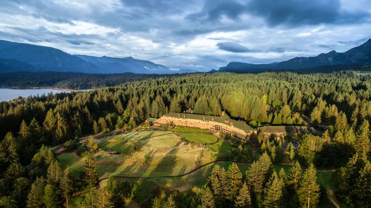 Skamania Lodge Exterior