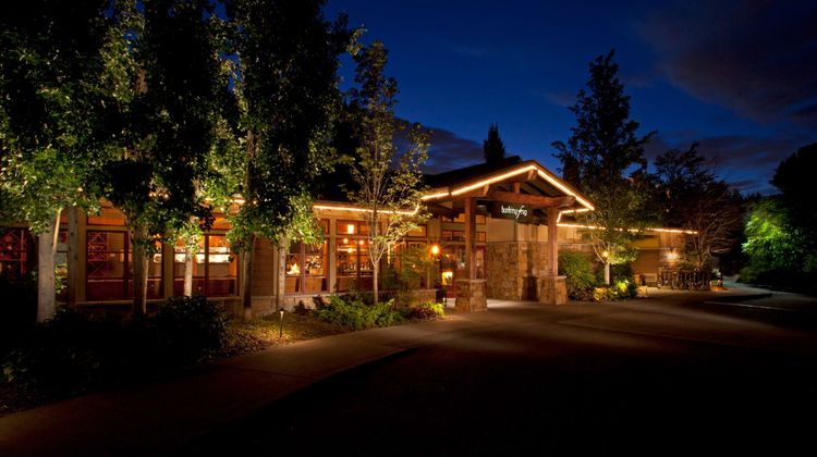 Willows Lodge Restaurant
