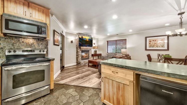 Forest Suites Resort Room