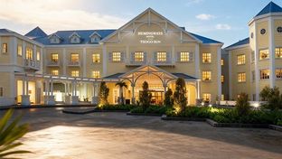 Hemingways Hotel