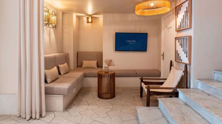 Crisol Lumiere Lobby