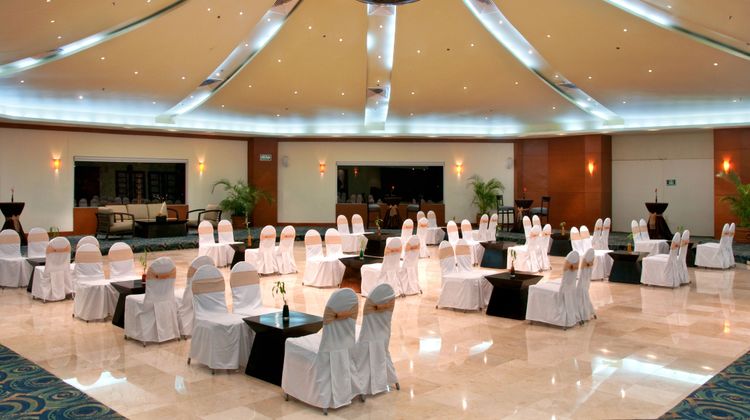 Holiday Inn Villahermosa Aeropuerto Spa