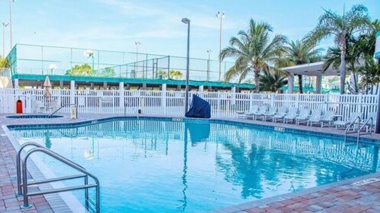 Discovery Beach Resort & Tennis Club Pool
