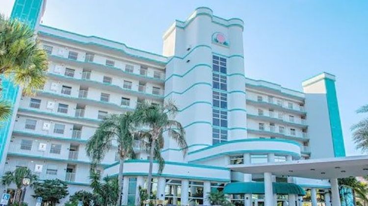 Discovery Beach Resort & Tennis Club Exterior