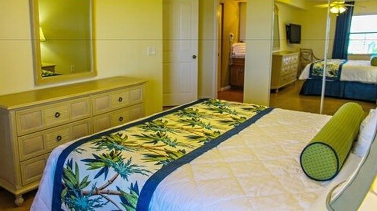 Discovery Beach Resort & Tennis Club Room