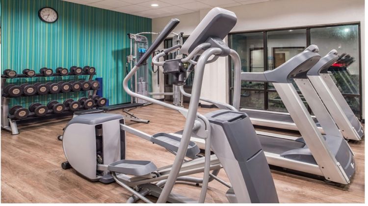 Holiday Inn Express & Suites La Place Health Club