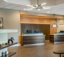 Staybridge Suites Oxnard-River Ridge Lobby