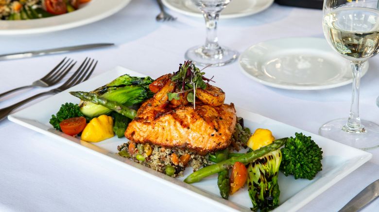 <b>Staybridge Suites Oxnard-River Ridge Restaurant</b>. Images powered by <a href="https://www.leonardoworldwide.com/" title="Leonardo Worldwide" target="_blank">Leonardo</a>.