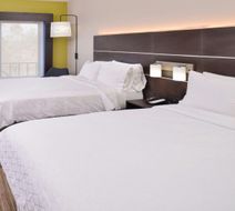 Holiday Inn Express & Suites La Place Room