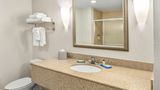Holiday Inn Express Wilmington-Newark Suite