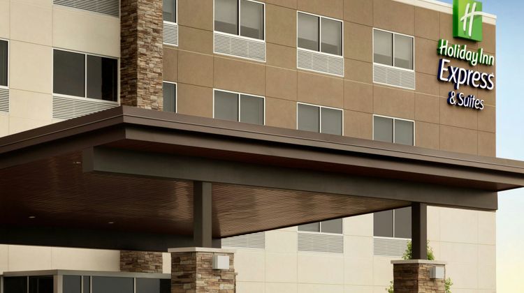 Holiday Inn Express & Suites La Grange Exterior