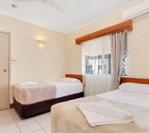 Tropical Queenslander Room