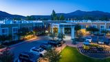 Grand Canyon Railway Hotel Exterior