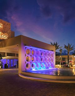 Costa d'Este Beach Resort