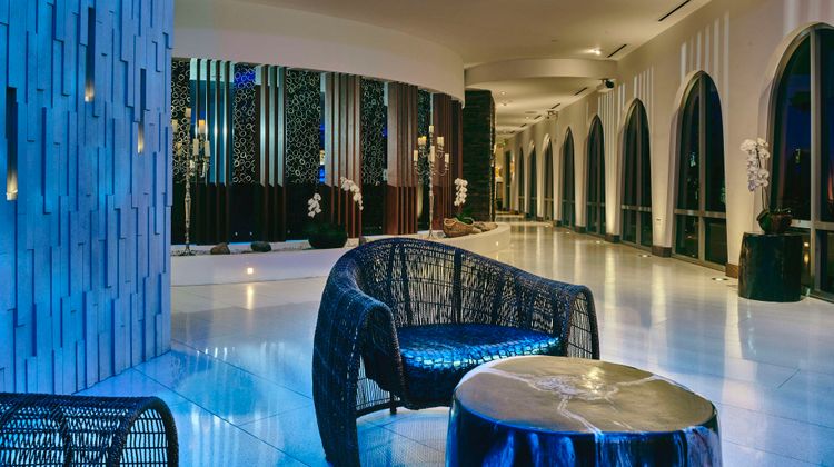 Costa d'Este Beach Resort Lobby