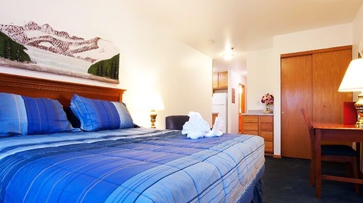 Frontier Suites Airport Hotel Room