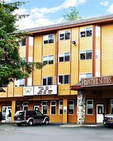 Frontier Suites Airport Hotel