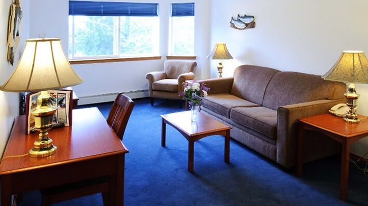 Frontier Suites Airport Hotel Room