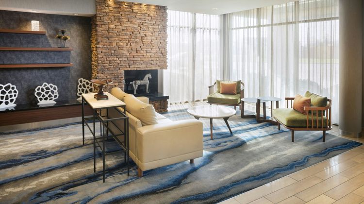 Fairfield Inn & Suites, Bowling Green Lobby